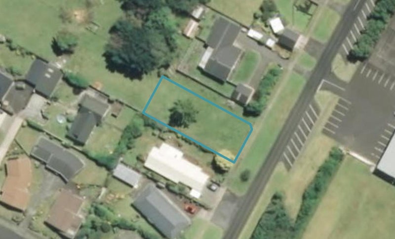 18 Heaphy Road, Ōpunake - Carousel 1
