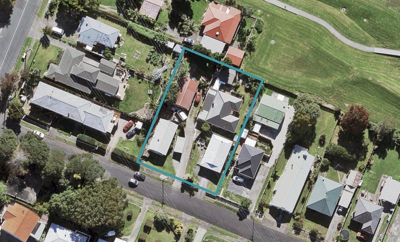 65 Beaubank Road, Kelston, Auckland - Carousel 1