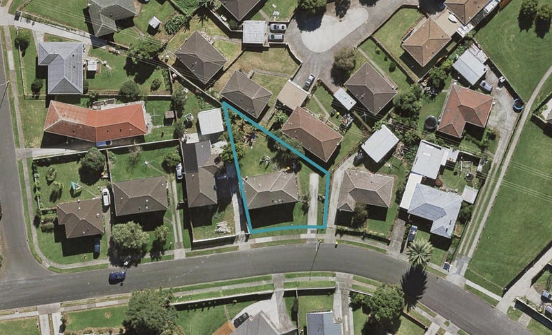 41 Ferguson Street, Mangere East, Auckland - Carousel 1