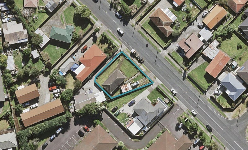 8A Tidal Road, Mangere, Auckland - Carousel 1