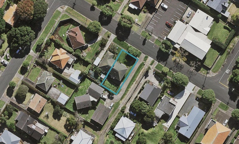 18 Rawhiti Road, One Tree Hill, Auckland - Carousel 1