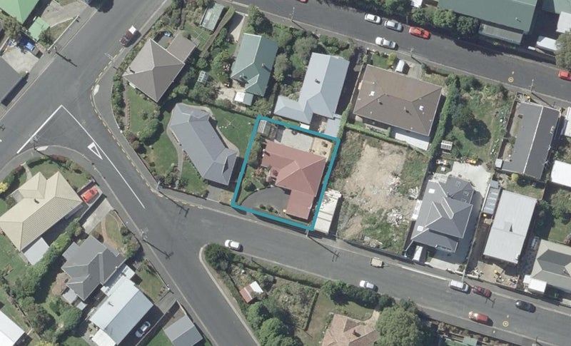 18 Bowler Avenue, Mornington, Dunedin - Carousel 1