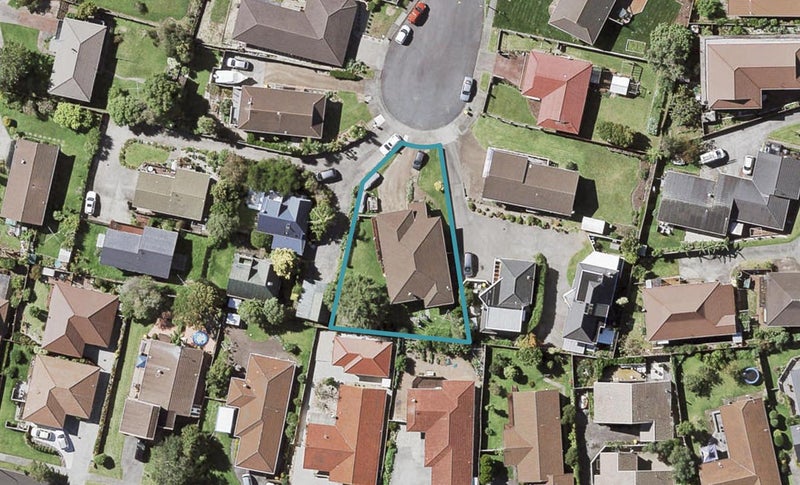 25 Glenshee Place, Highland Park, Auckland - Carousel 1