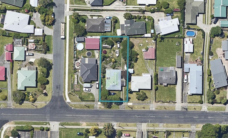68 Beach Road, Katikati, Katikati - Carousel 1