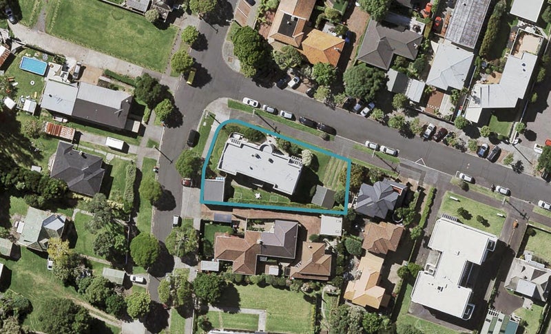 3/1 Marau Crescent, Mission Bay, Auckland - Carousel 1