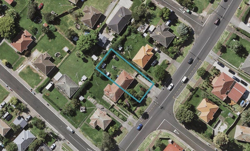 63 Tripoli Road, Panmure, Auckland - Carousel 1