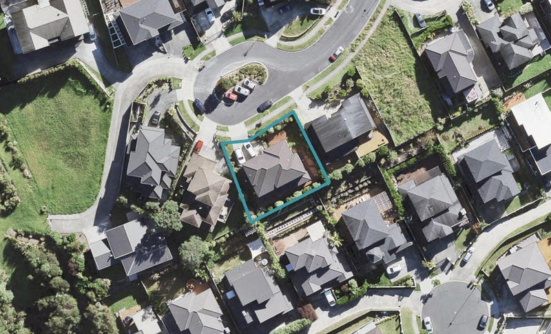 42 Namsan Close, Fairview Heights, Auckland - Carousel 1