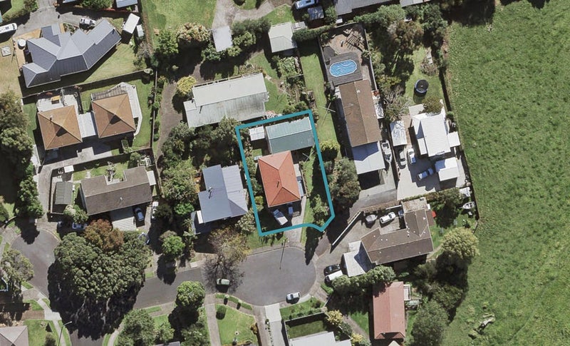 64 Ridgemount Rise, Mangere Bridge, Auckland - Carousel 1