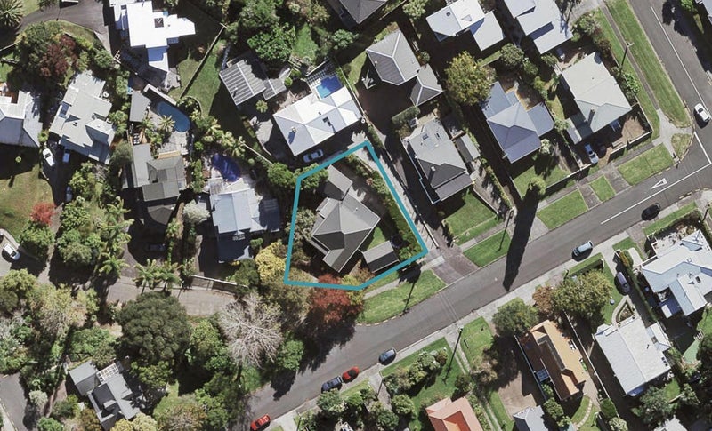 1 Telephone Road, Birkenhead, Auckland - Carousel 1
