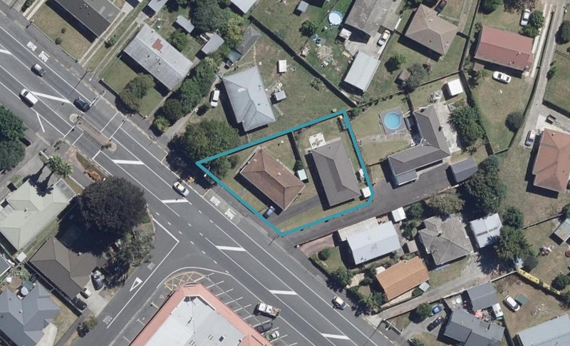 10B Hukanui Road, Fairfield, Hamilton - Carousel 1
