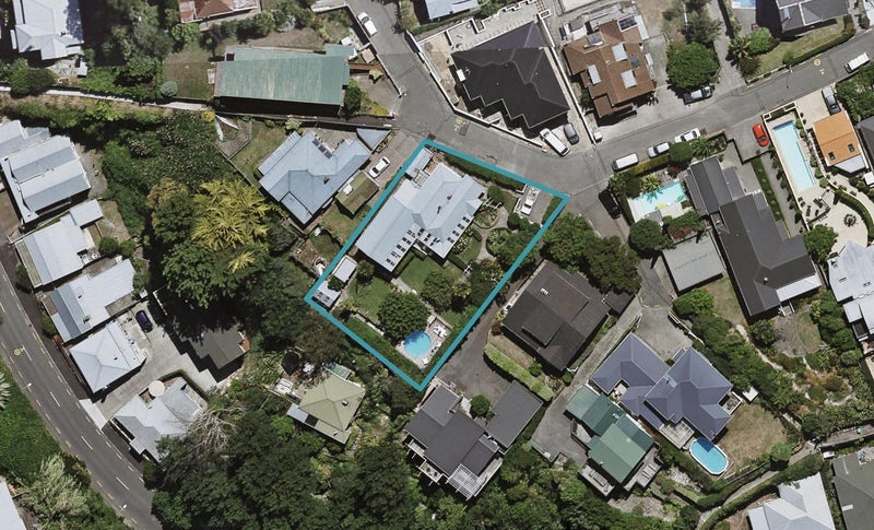 46 Cameron Road, Bluff Hill, Napier - Carousel 1