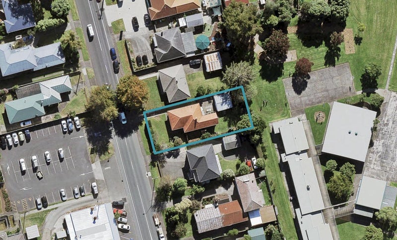 629 Te Atatu Road, Te Atatu Peninsula, Auckland - Carousel 1