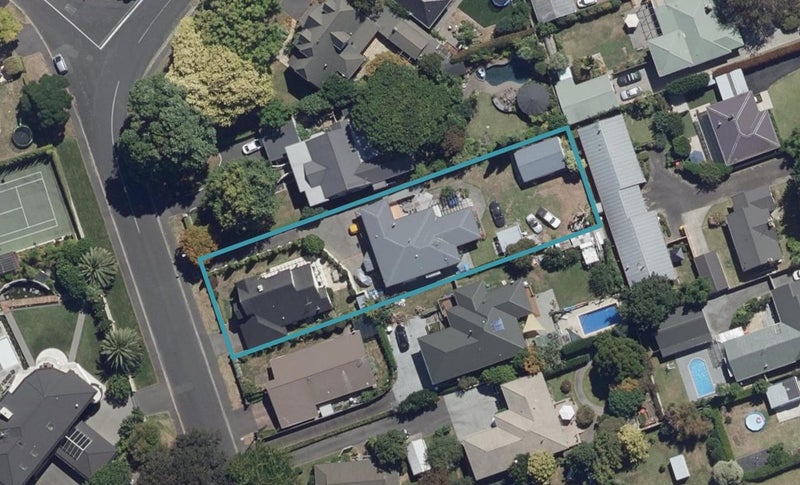 10A Tamihana Avenue, Fairfield, Hamilton - Carousel 1