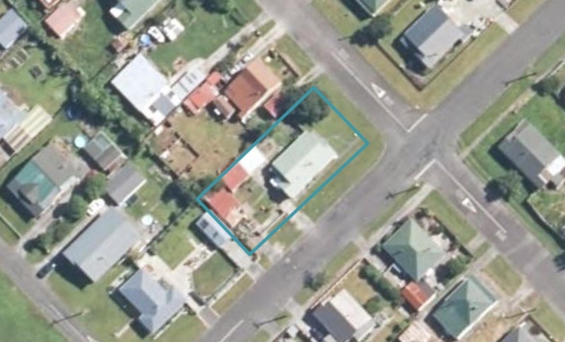 32 Peel Street, Cobden, Greymouth - Carousel 1