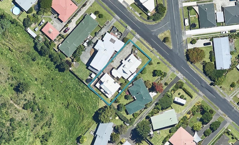 54 The Drive, Brookfield, Tauranga - Carousel 1