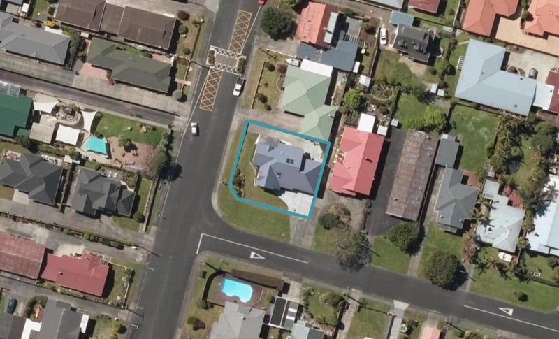 16 Mercer Street, Kensington, Whangarei - Carousel 1