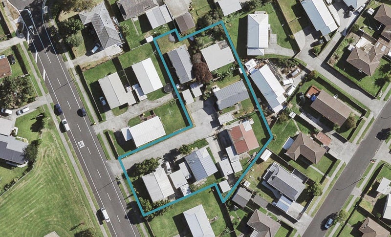 2/144 Shifnal Drive, Randwick Park, Auckland - Carousel 1