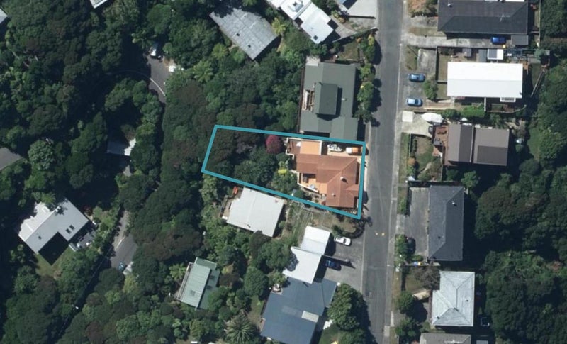 25 The Track, Plimmerton, Porirua - Carousel 1