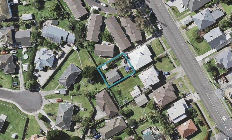 6A Preston Avenue, Belmont, Auckland - Carousel 1