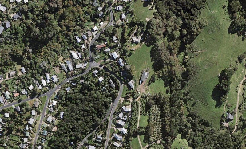 72 Jellicoe Parade, Surfdale, Waiheke Island - Carousel 1