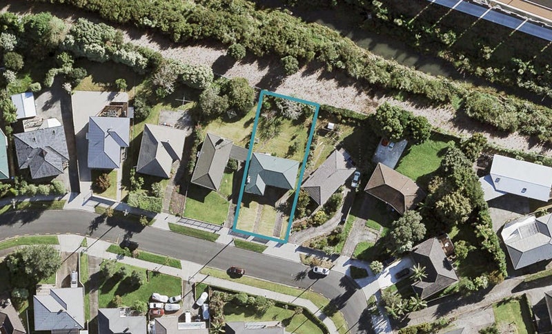 186 Methuen Road, New Windsor, Auckland - Carousel 1