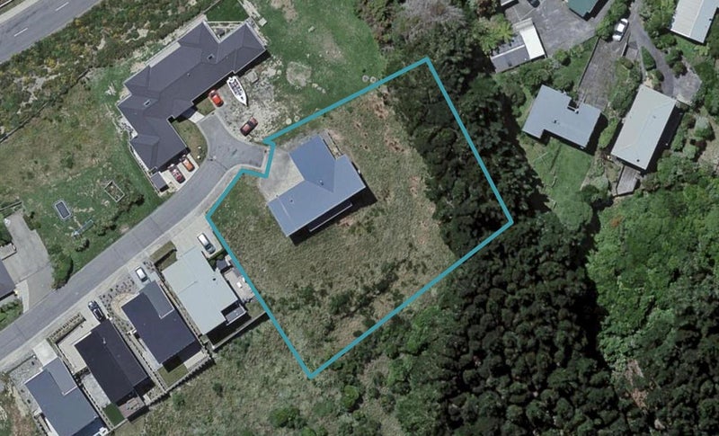 42 Epic Way, Newlands, Wellington - Carousel 1