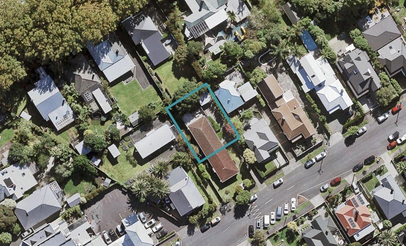 2/4 Tutanekai Street, Grey Lynn, Auckland - Carousel 1