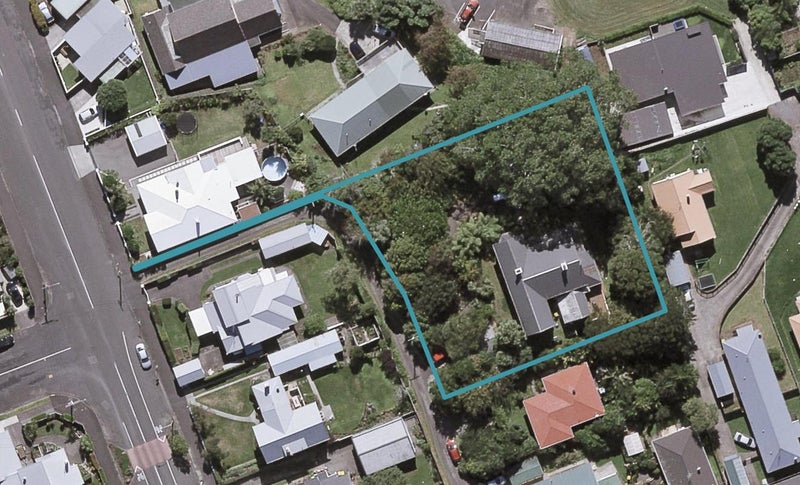 9G Paynters Avenue, Strandon, New Plymouth - Carousel 1