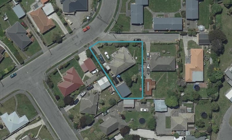 22 Wildwood Avenue, Wainoni, Christchurch - Carousel 1