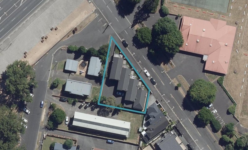 2/105 Seddon Road, Frankton, Hamilton - Carousel 1