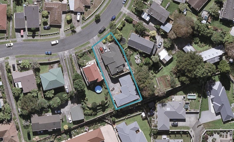 7A Ballantrae Place, Highlands Park, New Plymouth - Carousel 1