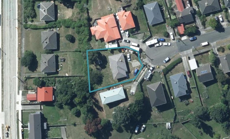21 Cumberland Grove, Cannons Creek, Porirua - Carousel 1