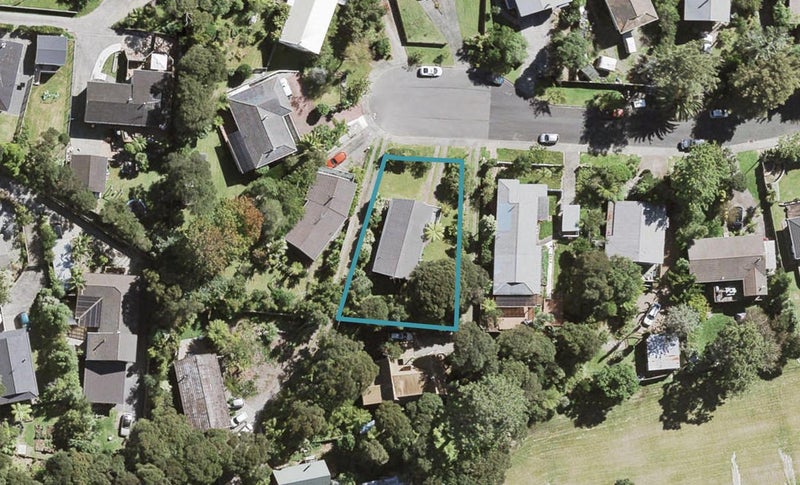 34 Annison Avenue, Glen Eden, Auckland - Carousel 1