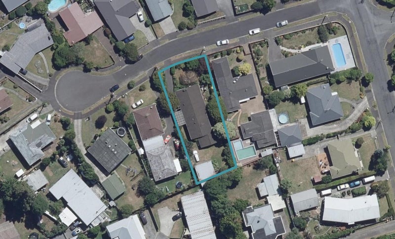 5 Lysander Place, Hillcrest, Hamilton - Carousel 1