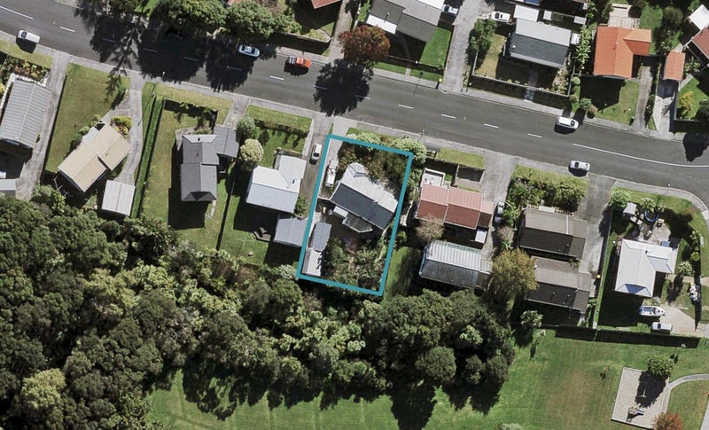 24 Devonshire Road, Unsworth Heights, Auckland - Carousel 1