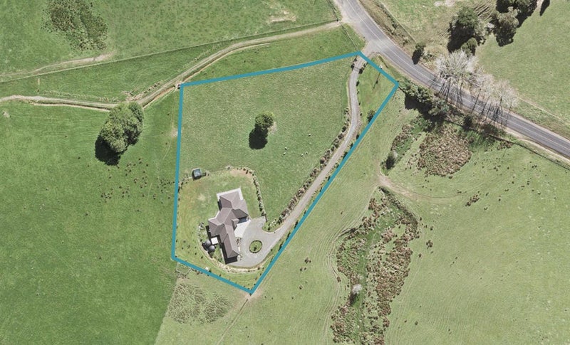 445 Orere-Matingarahi Road, Papakura - Carousel 1