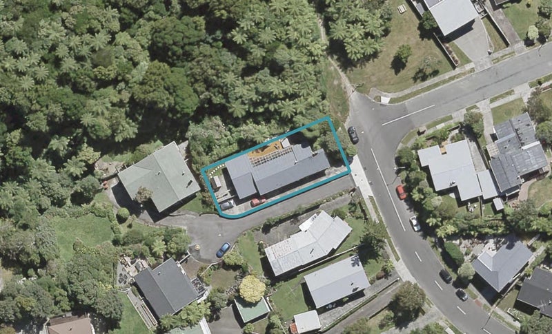 93 Harbour View Road, Harbour View, Lower Hutt - Carousel 1