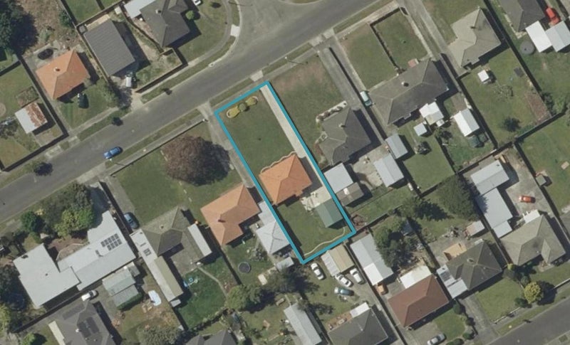 105 Clyde Crescent, Roslyn, Palmerston North - Carousel 1