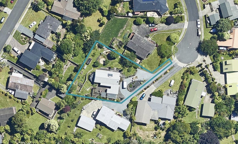 7 Taiporutu Place, Springfield, Rotorua - Carousel 1