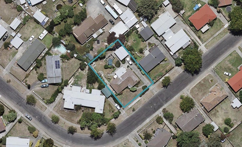 18 Yarmouth Road, Flaxmere, Hastings - Carousel 1