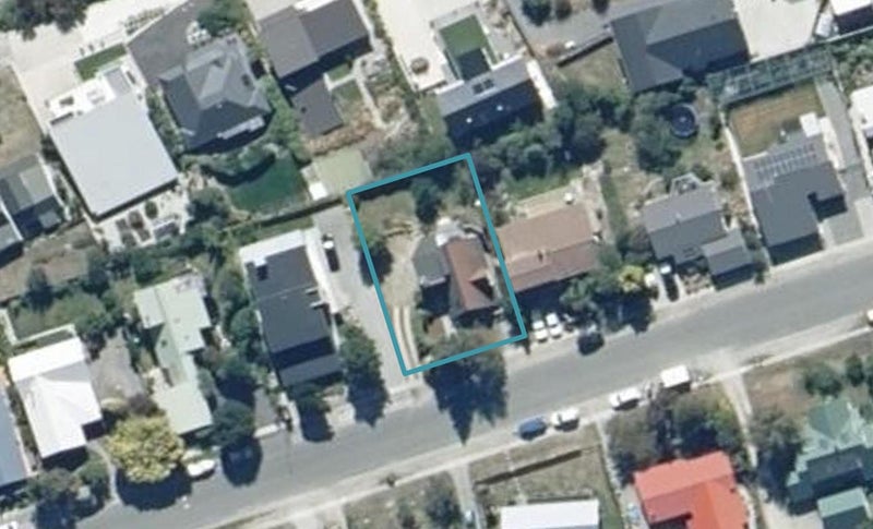 50 Oregon Drive, Kelvin Heights, Queenstown - Carousel 1
