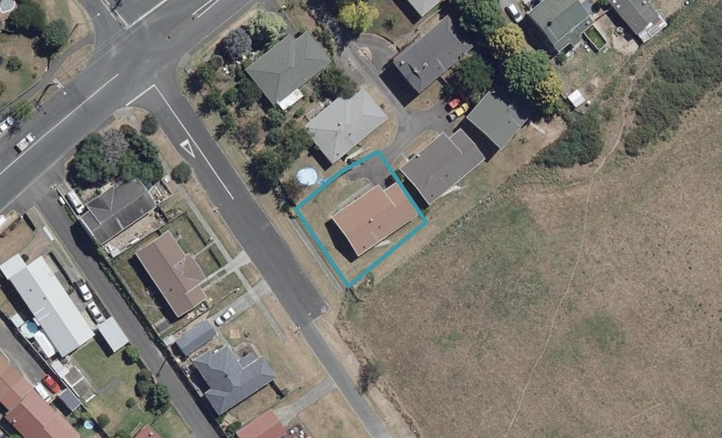 82A Peacockes Road, Fitzroy, Hamilton - Carousel 1