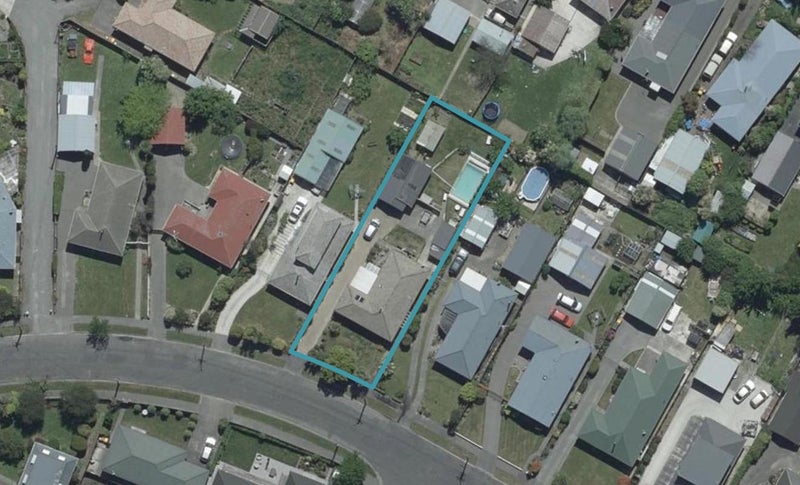12 Glenmore Avenue, Casebrook, Christchurch - Carousel 1