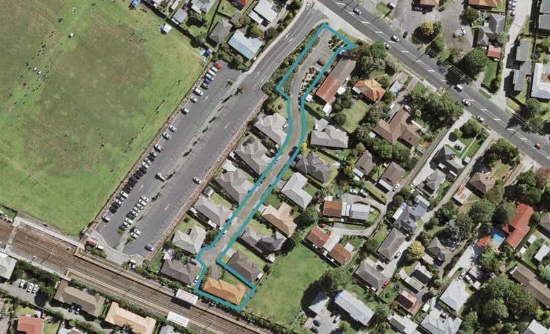 7/72 Swanson Road, Henderson, Auckland - Carousel 1