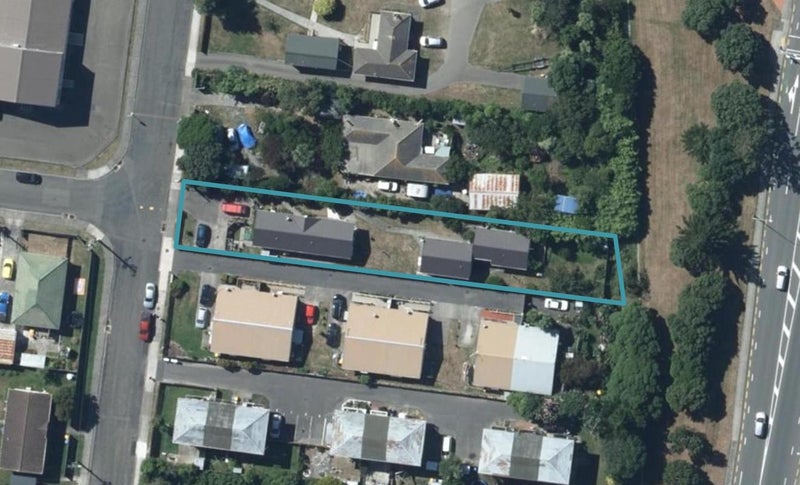 16A Ngatitoa Street, Takapūwāhia, Porirua - Carousel 1