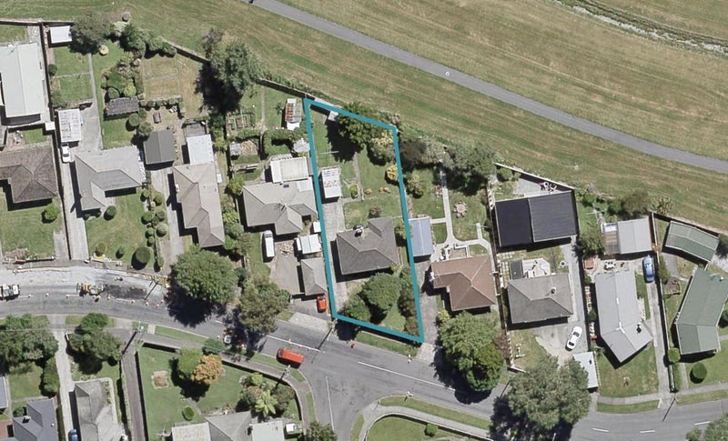 28 McLeod Street, Elderslea, Upper Hutt - Carousel 1