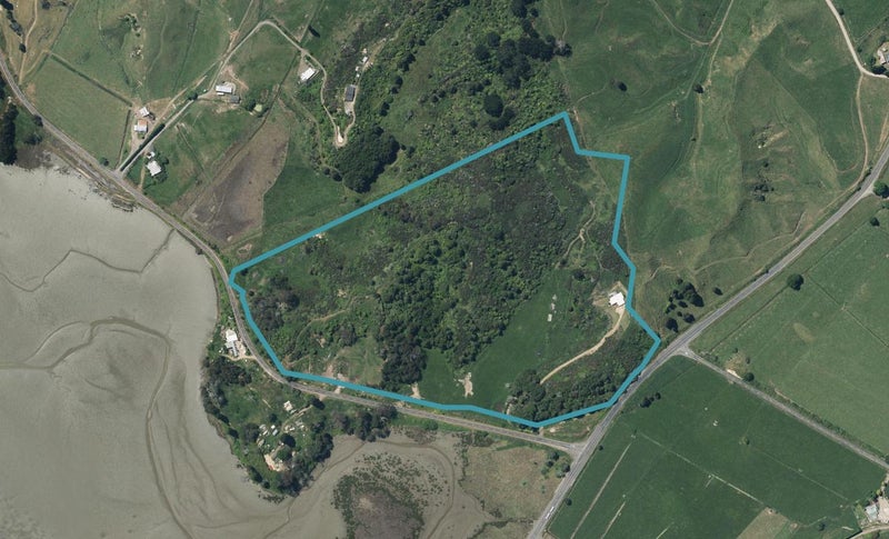 6 Ruatuna Road, Waiotahe, Ōpōtiki - Carousel 1