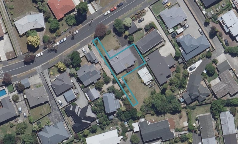 2/16 McCracken Avenue, Hillcrest, Hamilton - Carousel 1