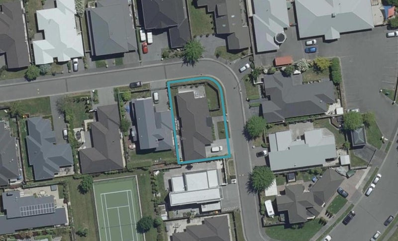 10 Springbrook Lane, Northwood, Christchurch - Carousel 1