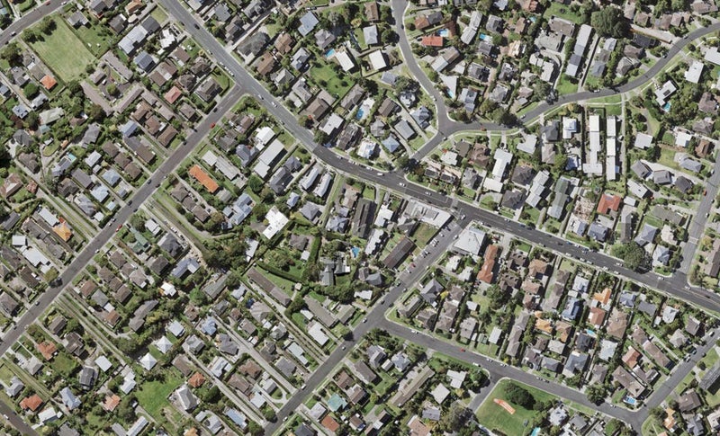 2/76 East Coast Road, Milford, Auckland - Carousel 1